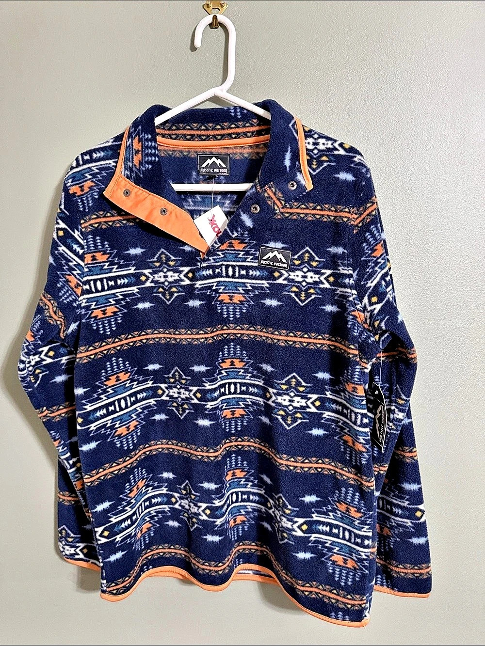 Massive Outdoor Aztec Tribal Print Fleece Pullover Men's Medium